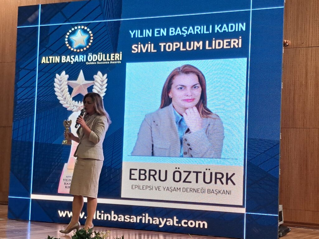 BAŞARIN KARARINDA SAKLI