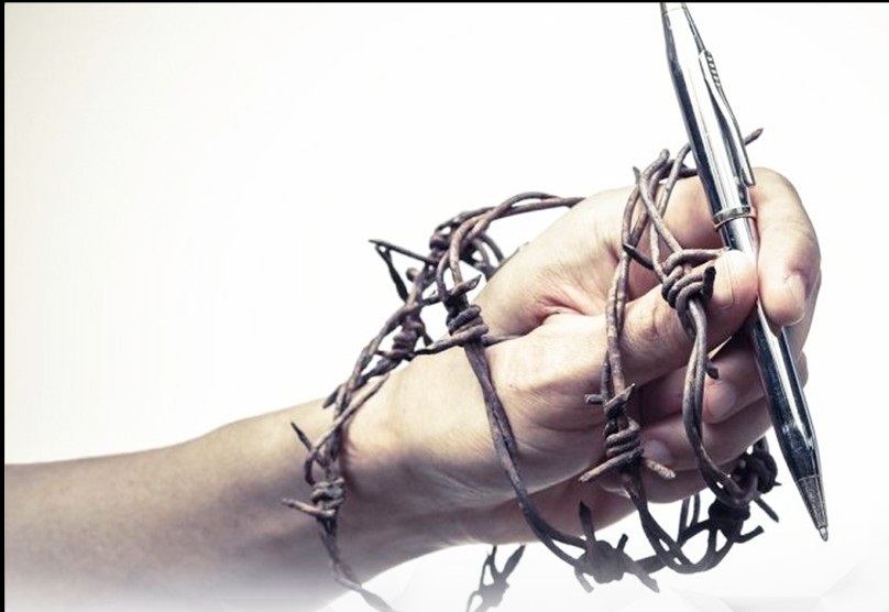 BASIN ÖZGÜRLÜĞÜNE ALÇAK SALDIRIYI EN SERT ŞEKİLDE KINIYORUZ