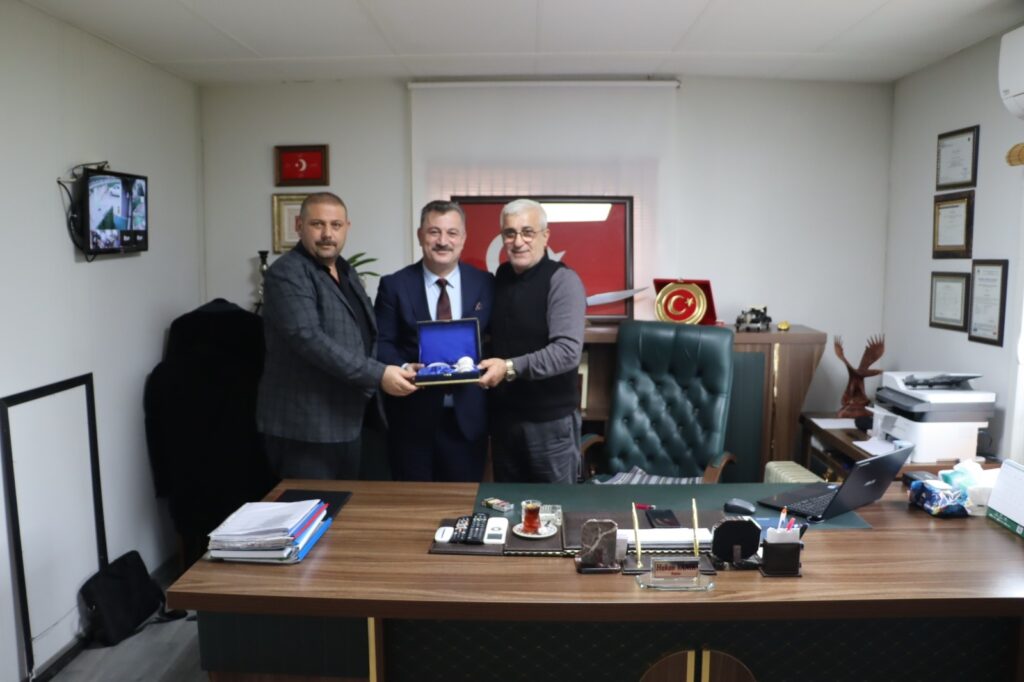 Anahtar Parti Bursa: Oto galerici esnafının yanındayız