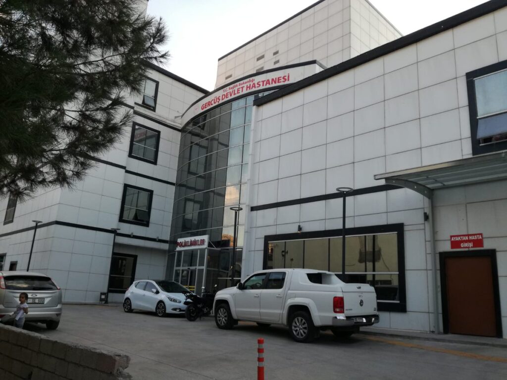 Gercüş’te Doktor Eksikliği Tepki Çekiyor: “Hastane Var, Hizmet Yetersiz”