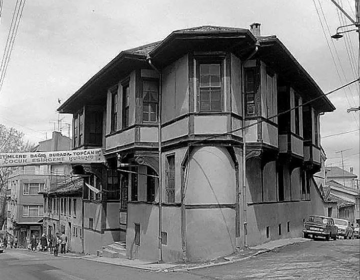 Fatih Kapuci; Dr. Osman Şevki Uludağ’ın Evi Kütüphane Olarak Hizmete Açıldı