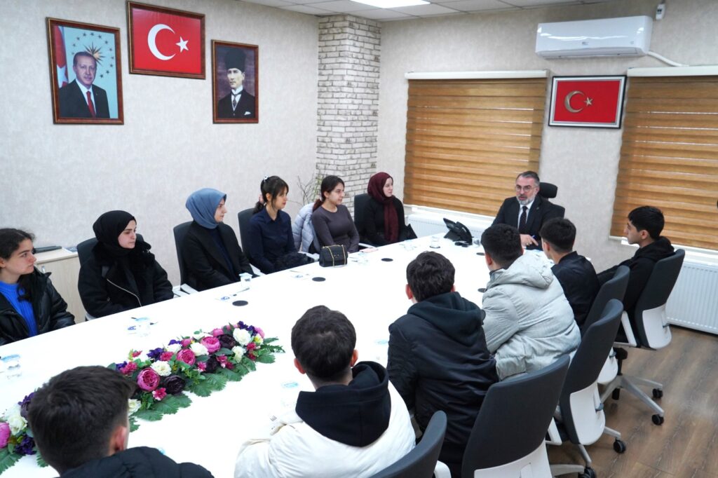 Başkan Erol’dan KPSS Adaylarına Net Mesaj: “Yanınızdayız”