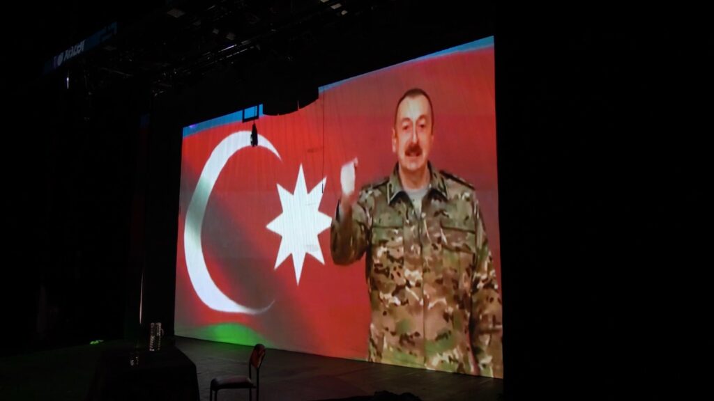 Ankara’da Hocalı Soykırımı’na adanmış “Adsız Kadın” tiyatro oyunu sahnelendi