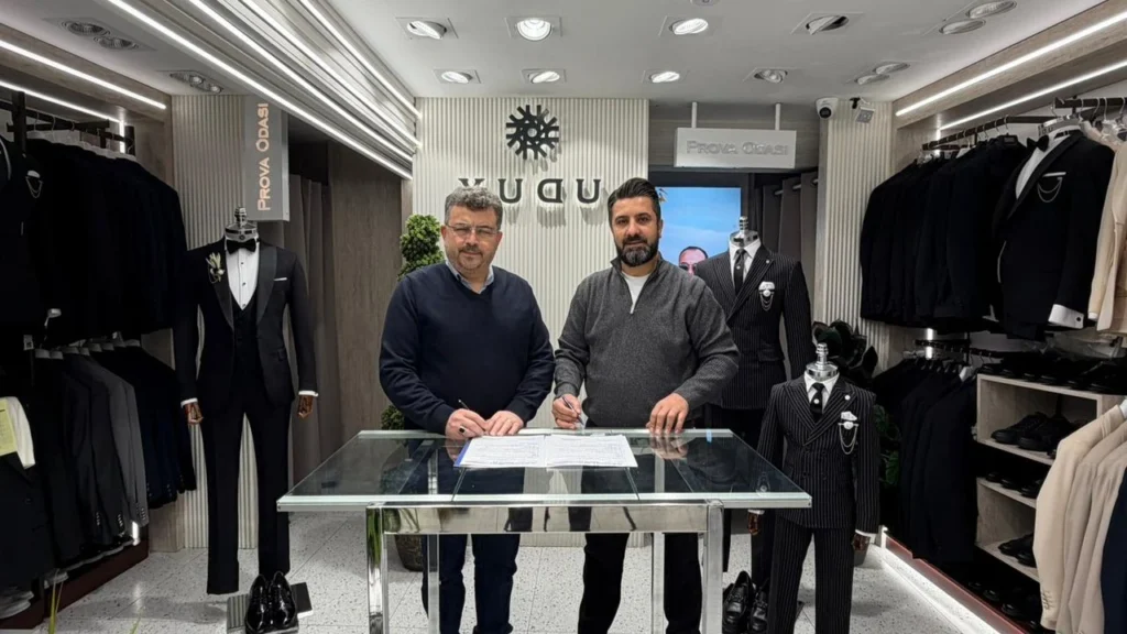 MEMUR-SEN BURSA İLE YUDU GİYİM ARASINDA İNDİRİM PROTOKOLÜ İMZALANDI