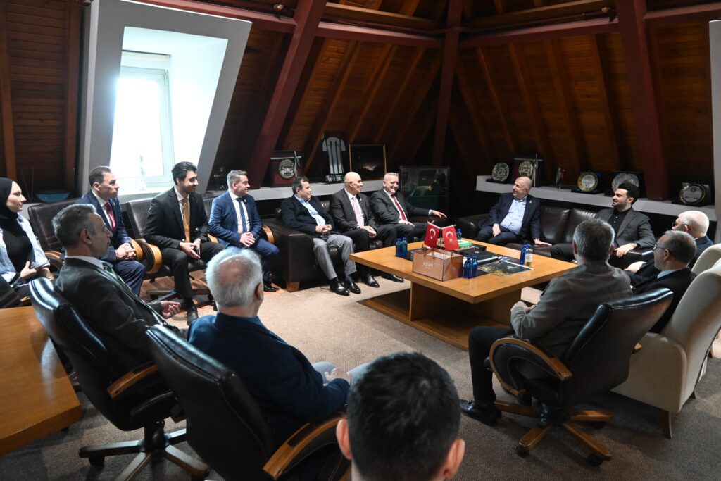 “Bursa’nın Değeri Olan Kulüplerimize Sahip Çıkmak Ortak Sorumluluktur”