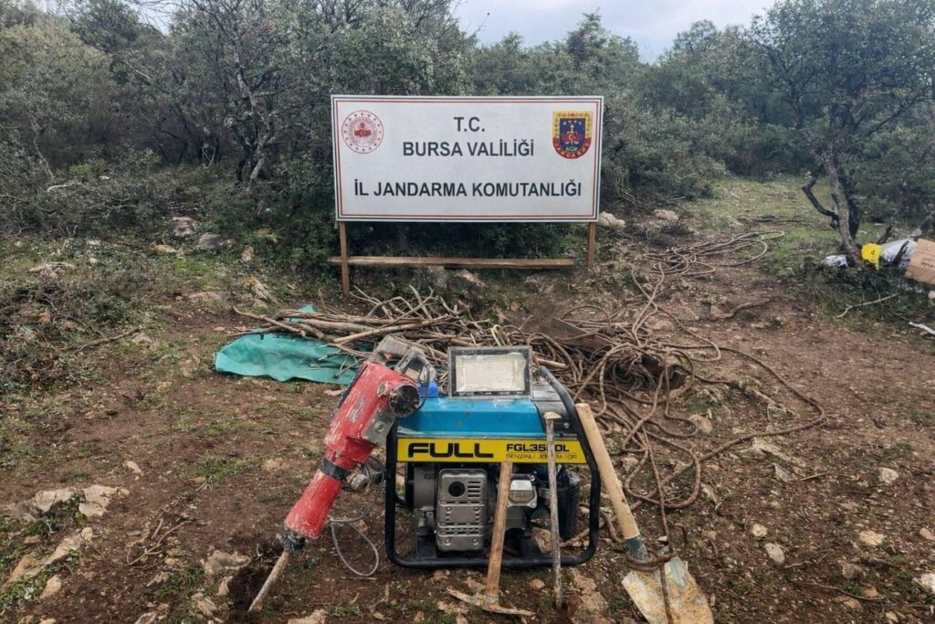 Kaçak Kazı Operasyonu: İznik’te Suçüstü Yakalama