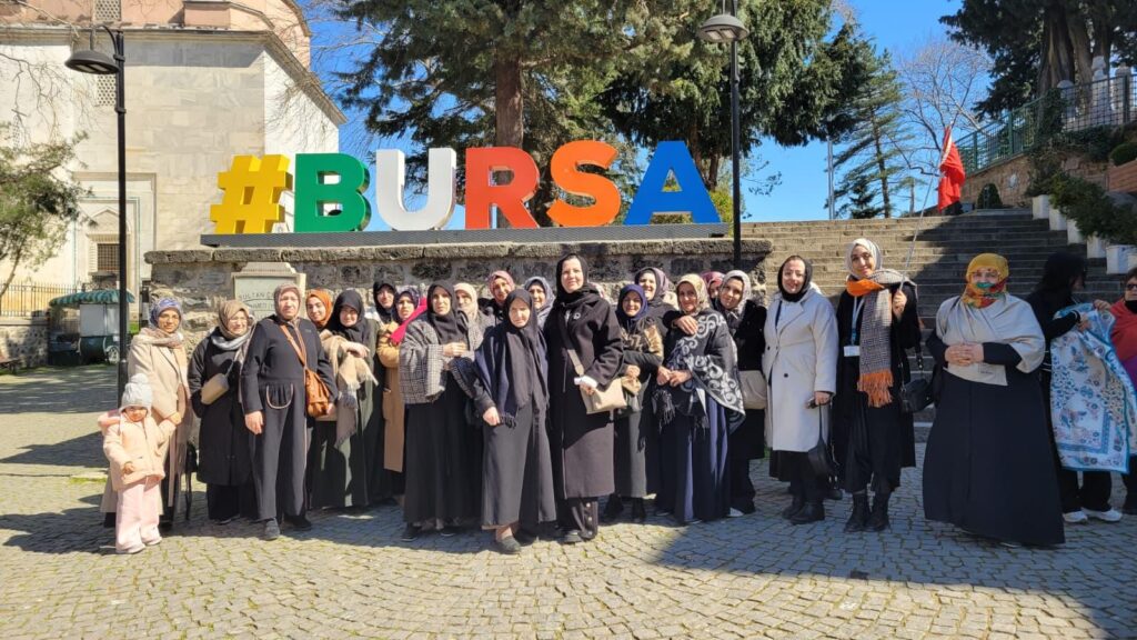 Kestel’de Kadınlara Özel Bursa Tarih Ve Kültür Gezileri Devam Ediyor