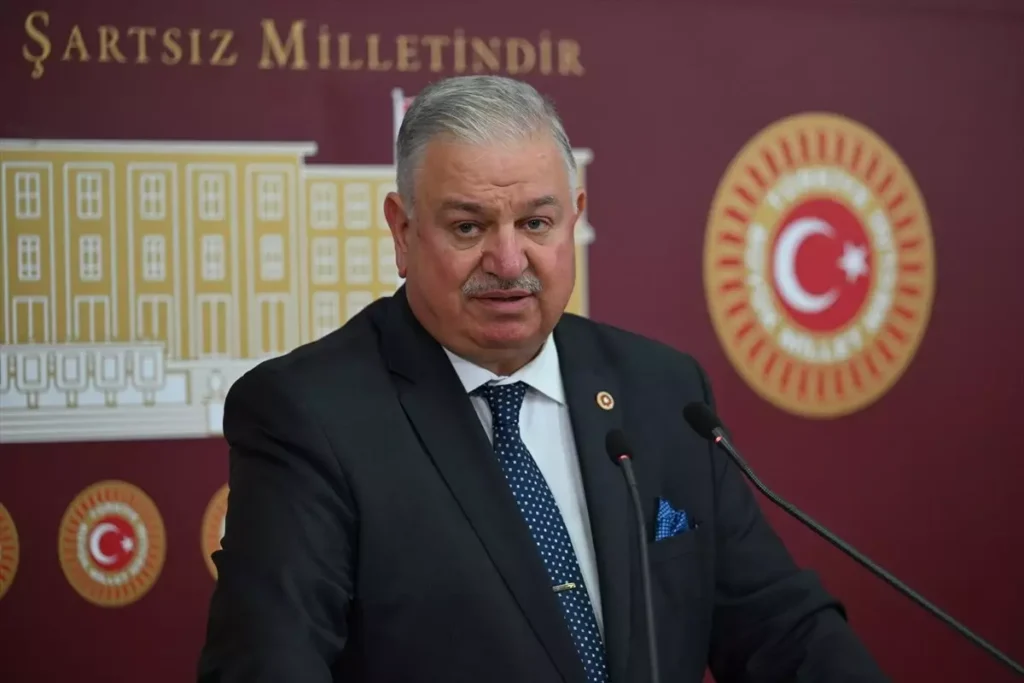 Yeniden Refah Partisi’nden Sert Tepki: “Kroizer’in Nefret Söylemleri İnsanlığa Açık Tehdittir”