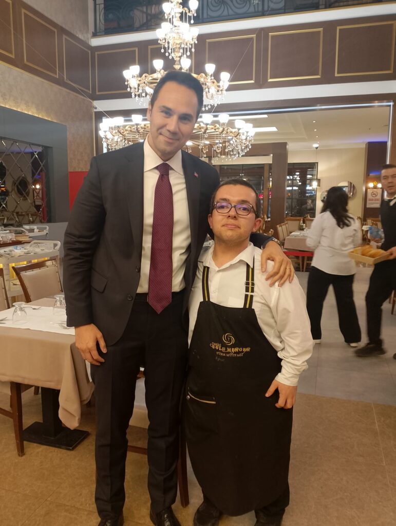 Bolulu Fenomen Yavuz Selim Ak, Milletvekili Adayı Olmaya Hazırlanıyor