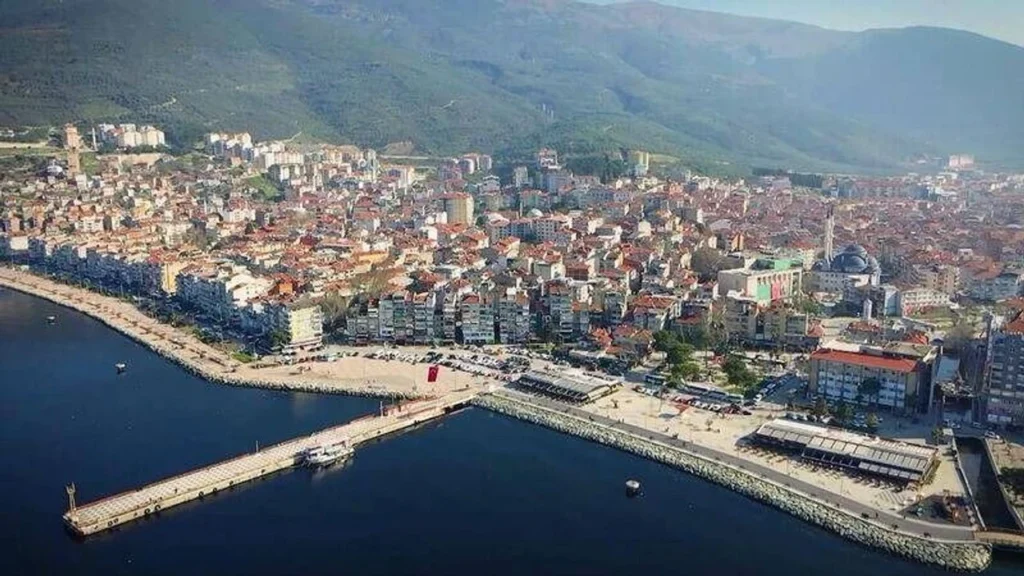 “Esnaf Çöküyorsa Şehir Nefes Alamaz”
