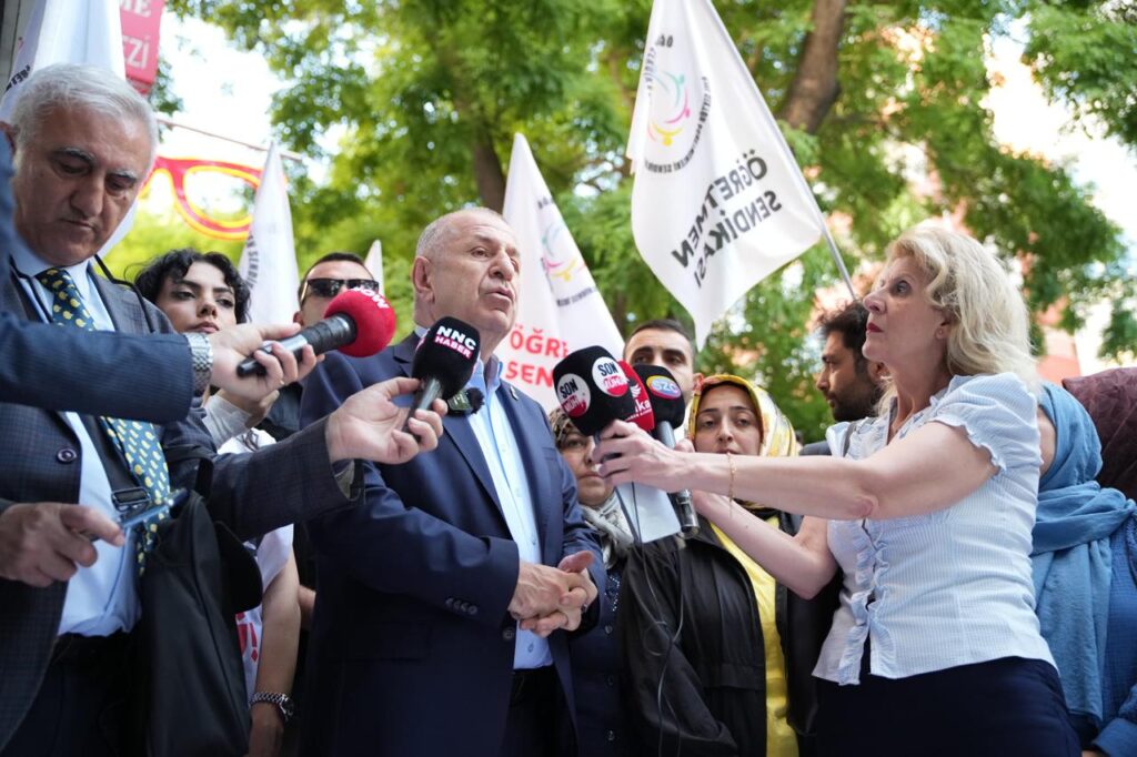 “Cumhuriyet Öğretmenlerin Omuzunda Yükseldi, Eğitim Sistemini Çökerten Zihniyet Değişmelidir”