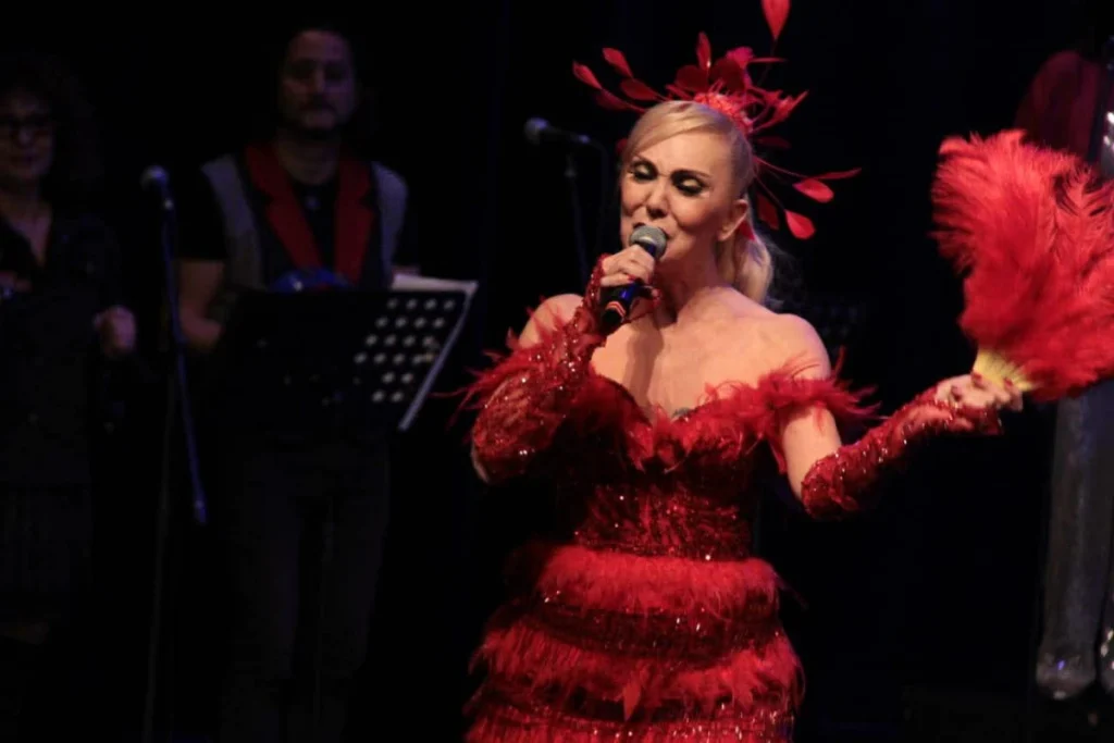 Efsane Geri Dönüyor…Sibel Gökçe Kanto ile Sahnelerde
