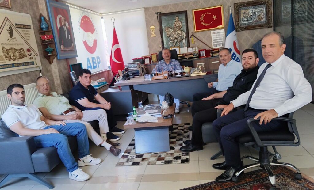 Otomotiv Sektörünün Geleceği Ankara’da Masaya Yatırıldı: Otomotiv ve Oto Galericileri Federasyonu’ndan Anadolu Birliği Partisi’ne Ziyaret