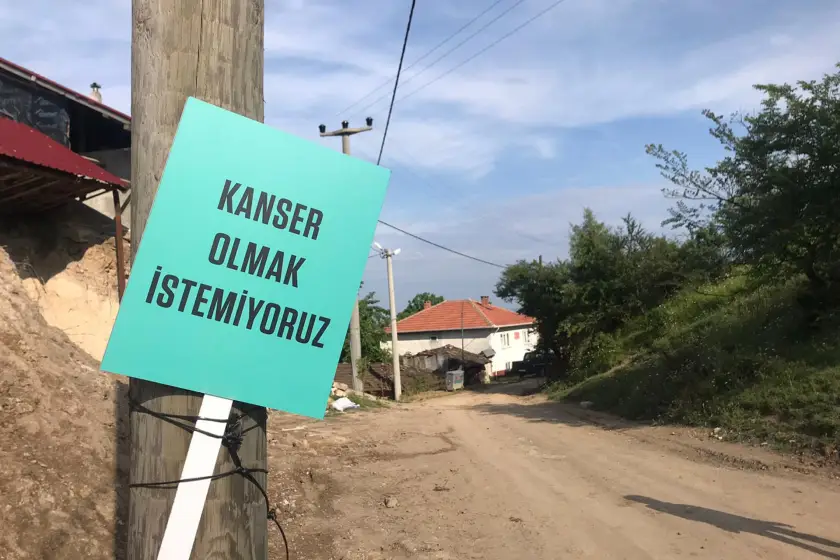 “Atık barajındaki ihmalin bedelini biz işçilere ödetemezsiniz”