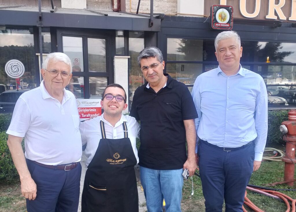 Bolu Fenomeni Yavuz Selim Ak ziyaretçilerini ağırlıyor: Siyasetin önemli isimleriyle dikkat çeken buluşmalar