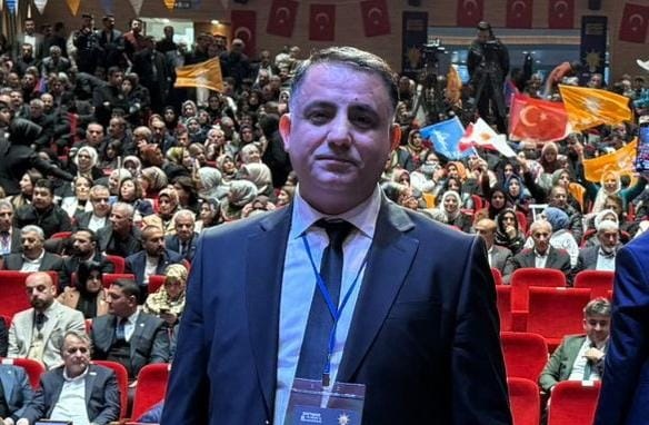 AK Parti Batman İl Teşkilatında Bayrak Değişimi: Yeni Yönetimde Görev Alan Başkanlar Samimi Cevaplarıyla Konuştu