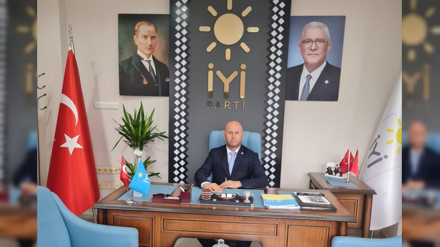 “Su ana yolu değil, çimleri sulasın!”