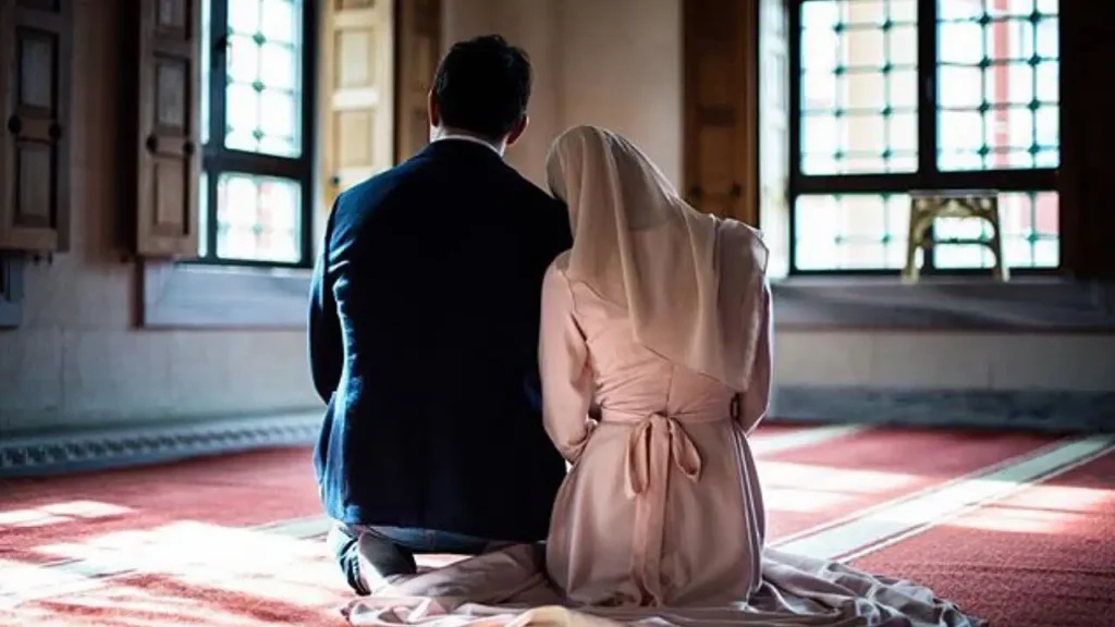 İSLAM’DA EVLİLİK: SADECE NİKÂH DEĞİL; RIZA, AKIL, SORUMLULUK VE MERHAMET