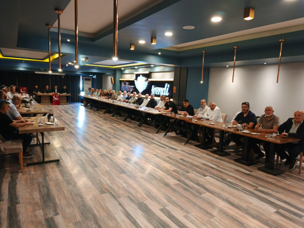 Saadet Partisi Bursa İl Başkanlığı’nda Yeni Dönem Mesaisi: Yıllık Yapılanma ve Planlama Toplantısı Gerçekleştirildi