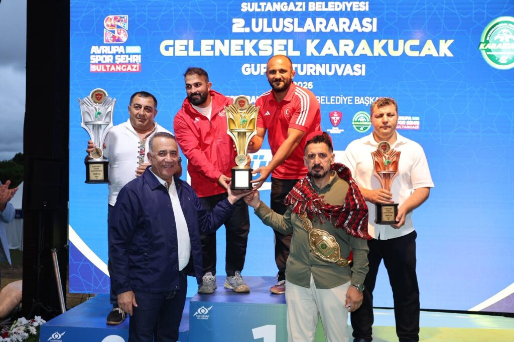2. Uluslararası Karakucak Güreşleri’nin Güreş Ağası Ergin Kırmaç Oldu