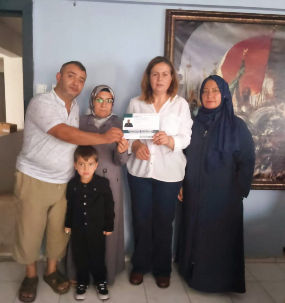 DMD ile yaşayan 15 yaşındaki Ömer Faruk’un ailesi tedavi sürecine destek bekliyor
