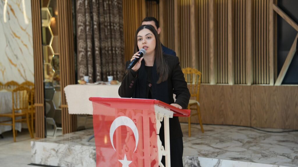 Canan Taşer’den Osmangazi’de Muhtar Ziyaretleri