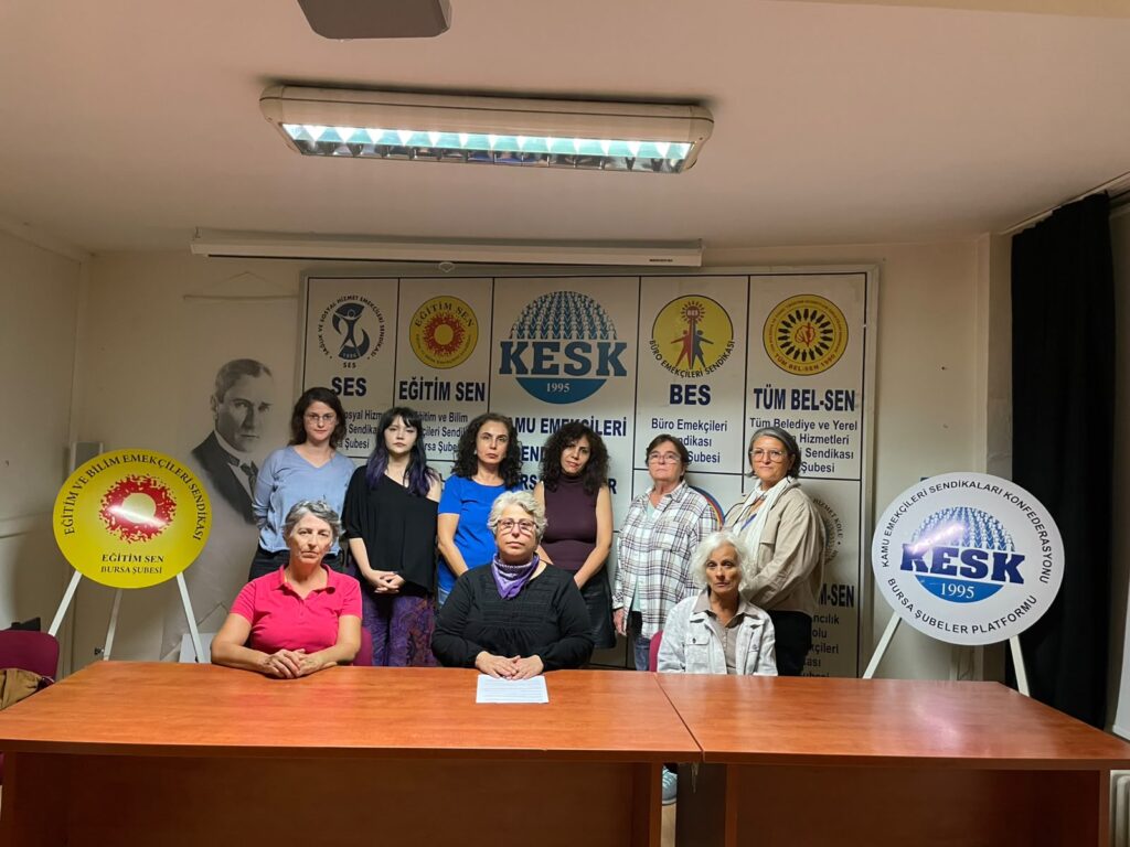 Bursa Kadın Platformu: “Ailem Güvende Değil, Haklarımız ve Yaşam Hakkımız Tehdit Altında”