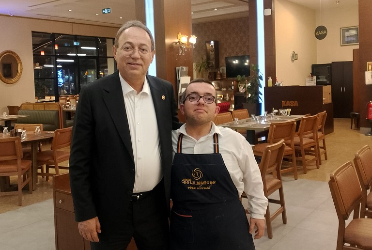 Bolulu fenomen Yavuz Selim Ak’tan dikkat çeken buluşma