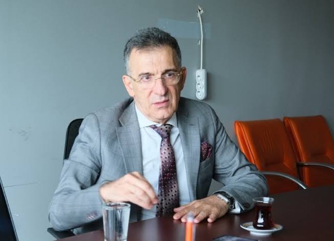 “Üniter devlet yapımız, laik Cumhuriyetimiz, millî egemenliğimiz ve tam bağımsızlığımız pazarlık konusu yapılamaz”