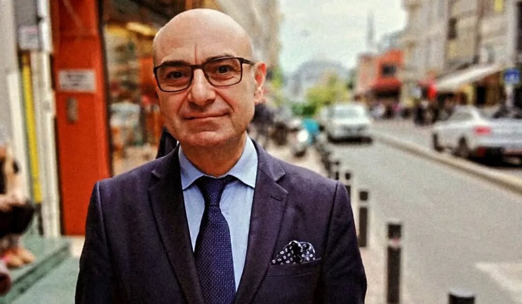 Murat Altun siyasete dönüş sinyali verdi