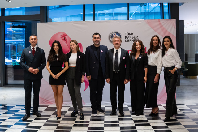 “GÜÇLÜ YUMRUKLAR, GÜÇLÜ KADINLAR PROJESİ”  FAIRMONT QUASAR ISTANBUL’DA YAPILAN LANSMANLA TAÇLANDI