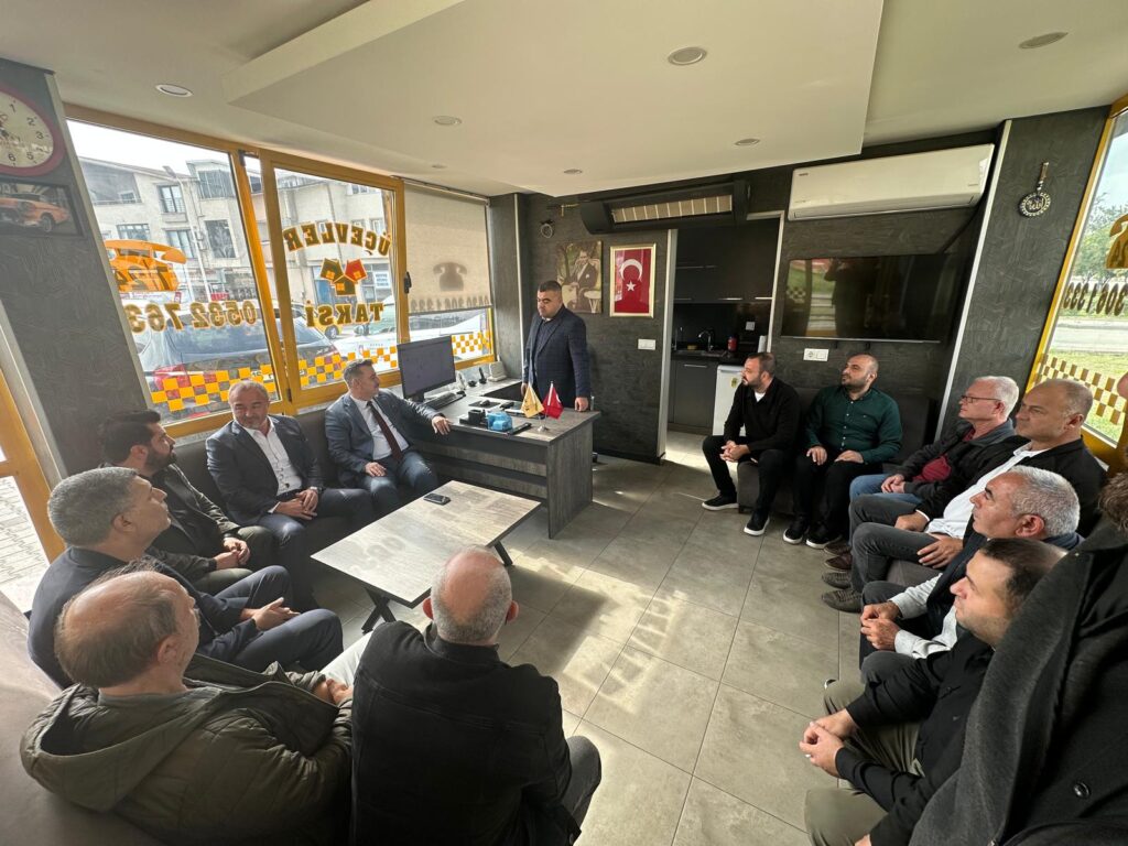 ANAHTAR PARTİ BURSA’DAN TAKSİ ESNAFINA DESTEK: “GÜVENLİ ULAŞIM BİR AYRICALIK DEĞİL, TEMEL BİR HAKTIR”